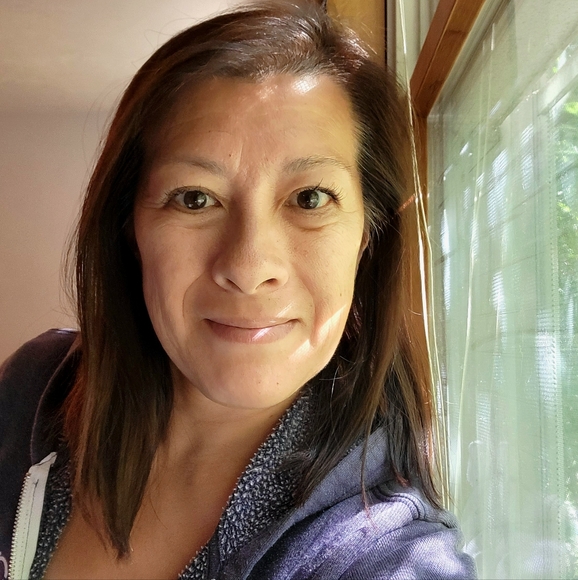 Meet your Posher, Jen - Picture 1 of 1